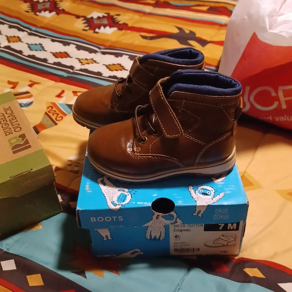 Boots - Picture 1 of 3